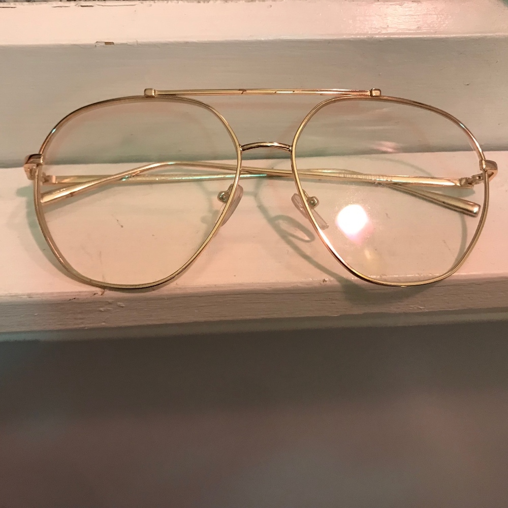 Never worn before non- prescription glasses!!!